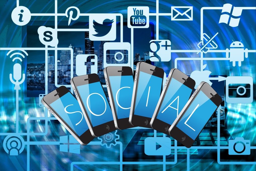 social, social media, communication, smartphone, app, internet, network, social network, logo, facebook, tiktok, marketing, analysis, service, google, social networking, networking, icon, website, presentation, multimedia, technology, company